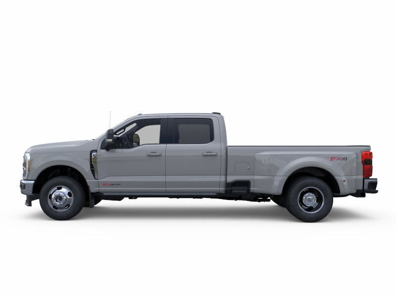 2026 Ford F-350 photo 4