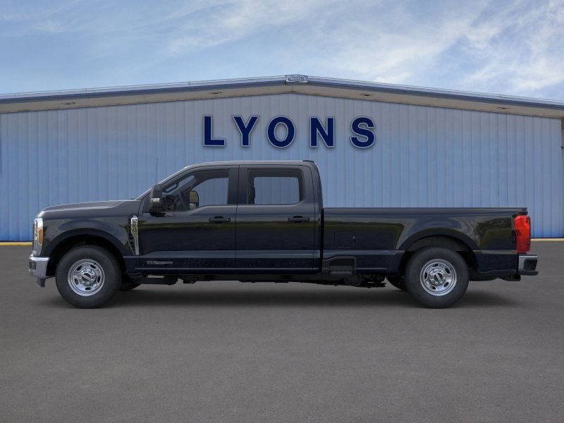 2025 Ford F-250 Super Duty XL - Photo 25