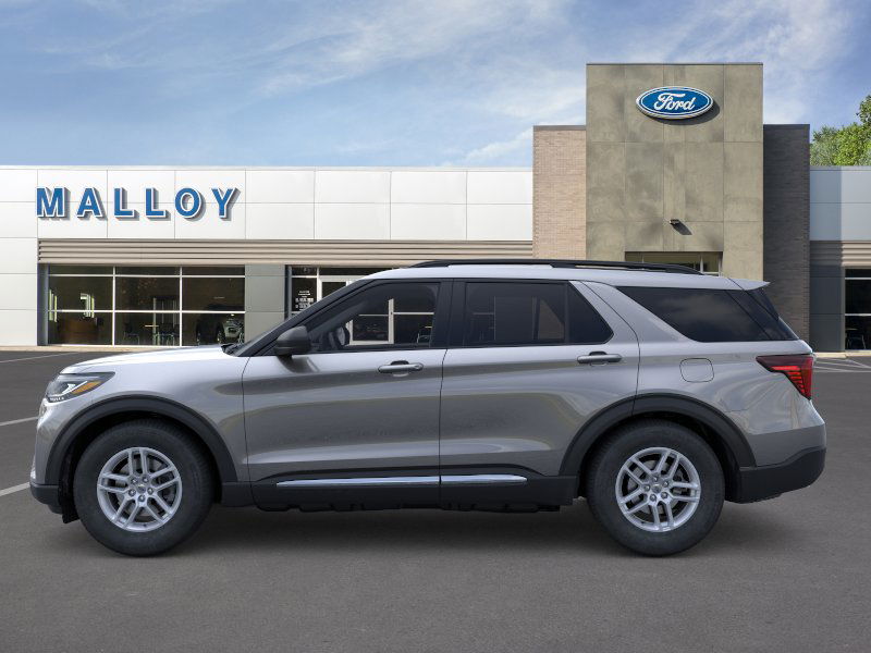 2025 Ford Explorer photo 3