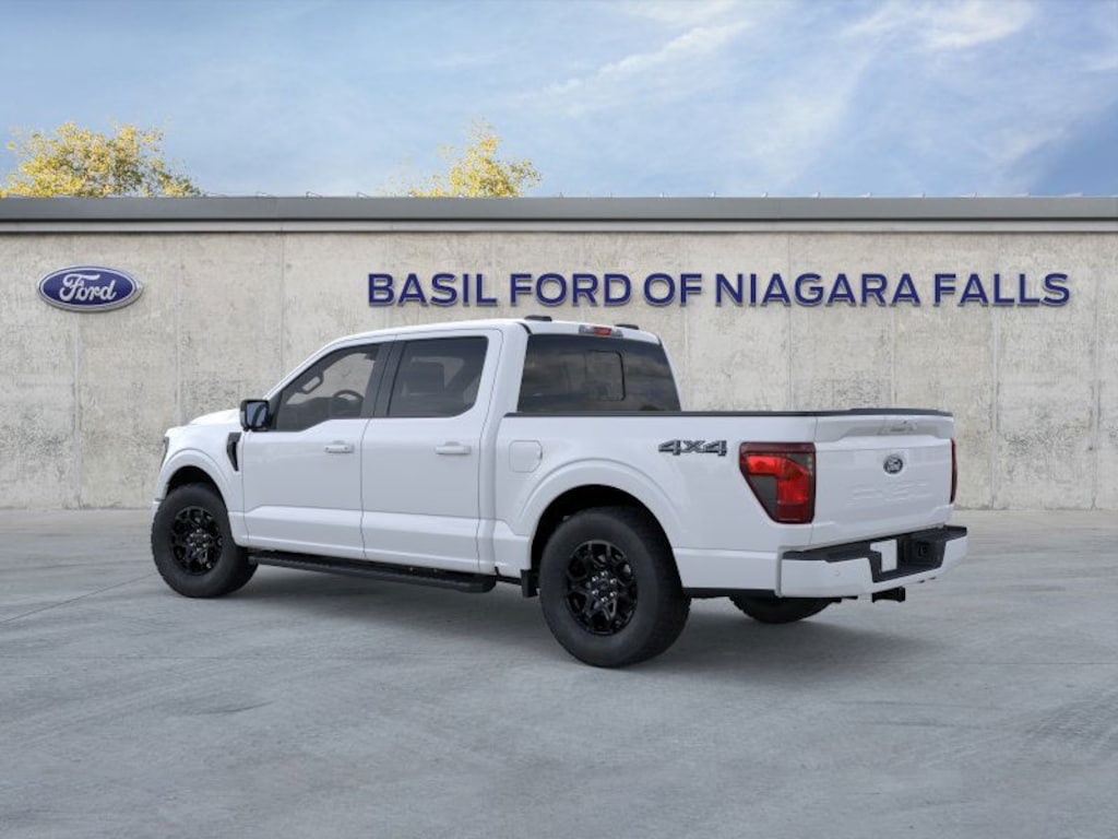 New 2025 Ford F-150 XLT 4WD Supercrew 5.5 Box 4WD SuperCrew 5.5 Box