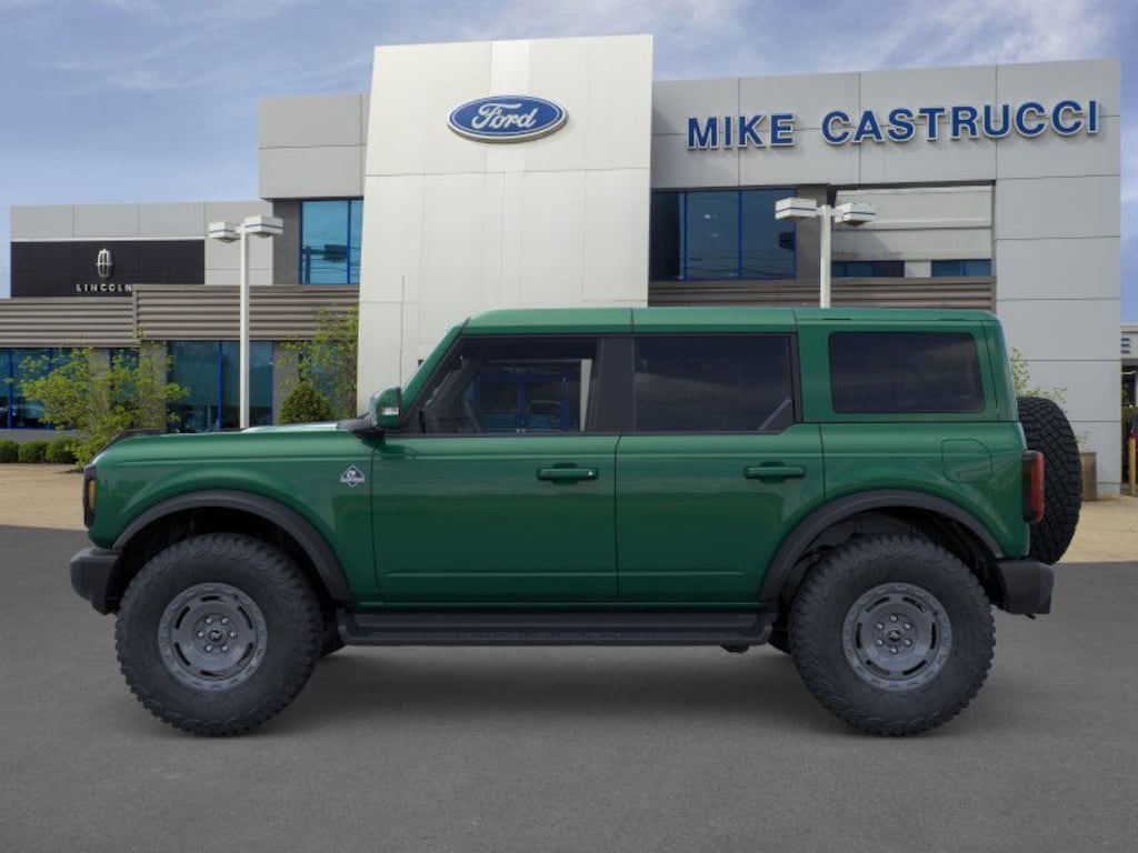 New 2025 Ford Bronco Outer Banks SUV