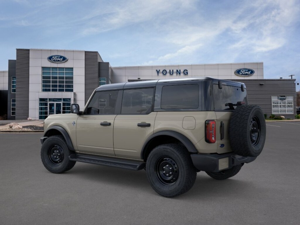 New 2026 Ford Bronco Outer Banks SUV