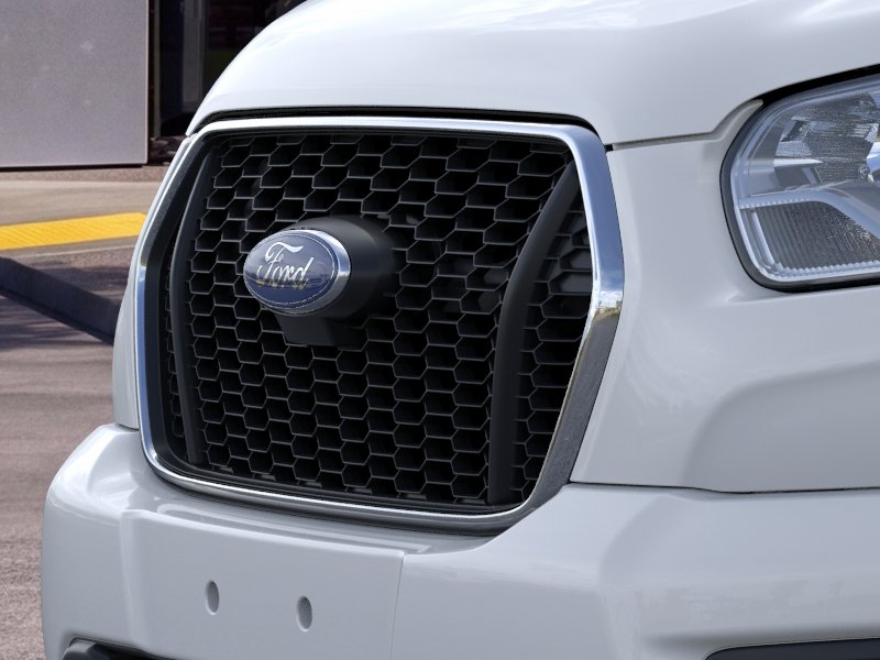2025 Ford Transit Passenger Van XLT - Photo 39