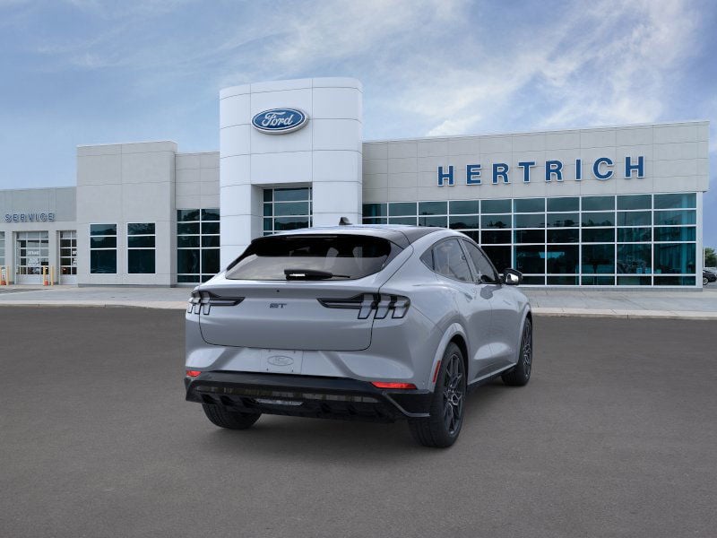 2025 Ford Mustang Mach-E GT - Photo 26