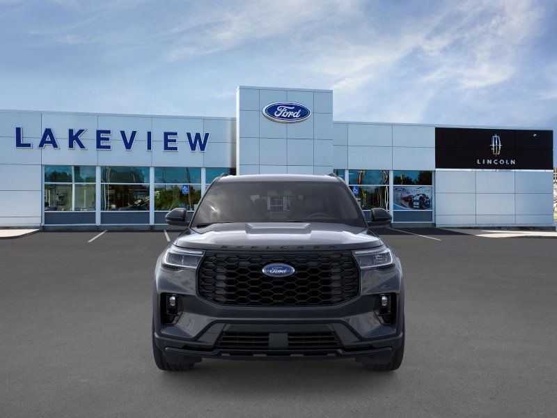 2025 Ford Explorer ST-Line photo 6