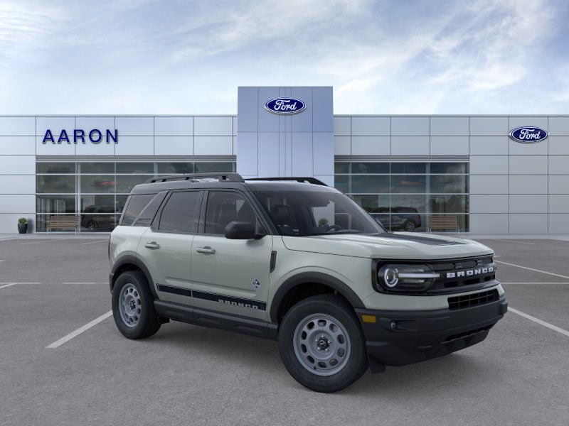 2024 Ford Bronco Sport Outer Banks photo 8