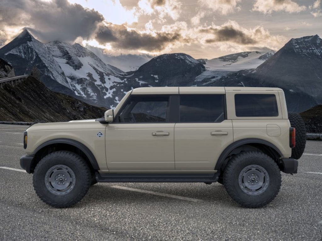 New 2025 Ford Bronco Outer Banks SUV