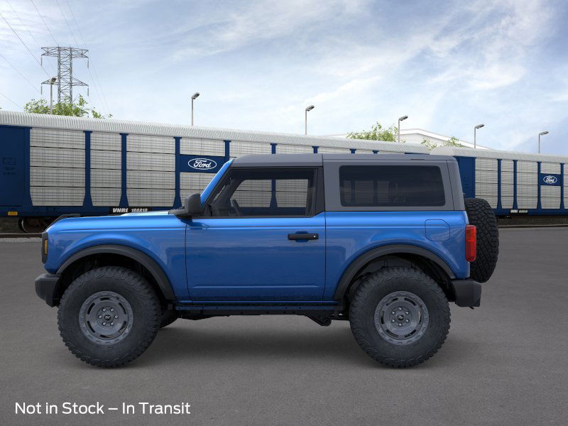 2025 Ford Bronco Base photo 2