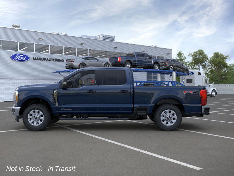 2025 Ford F-250 XLT photo 3