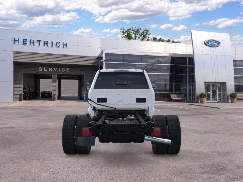 2025 Ford Super Duty F-550 DRW F-550&reg; XL Truck Crew Cab