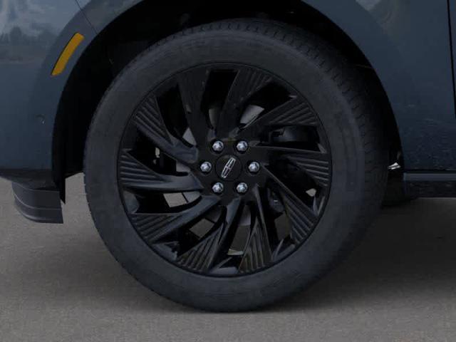 Thumbnail: 2025 Lincoln Navigator L - 42