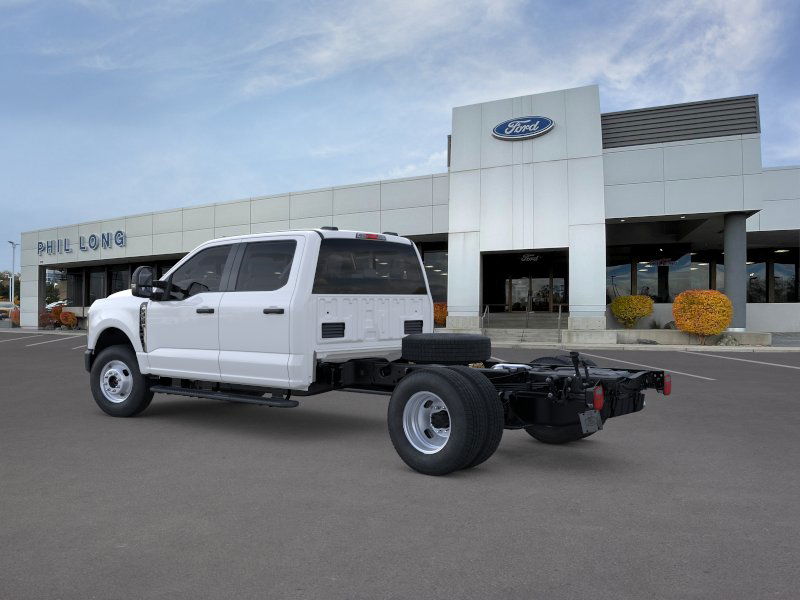 2026 Ford F-350 photo 4