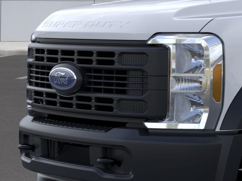 2025 Ford F-550 Super Duty Chassis Cab XL - Photo 17