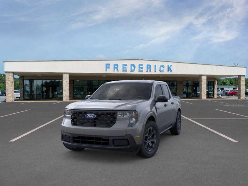 New 2025 Ford Maverick XLT AWD SuperCrew