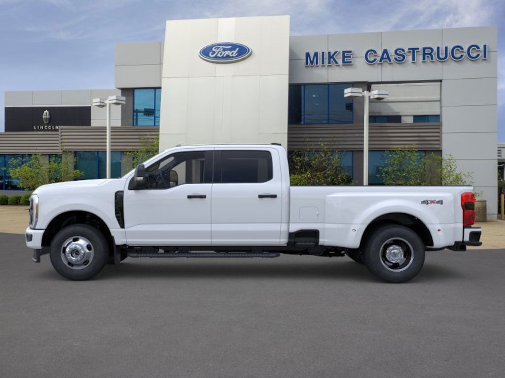 New 2026 Ford F-350 Truck Crew Cab