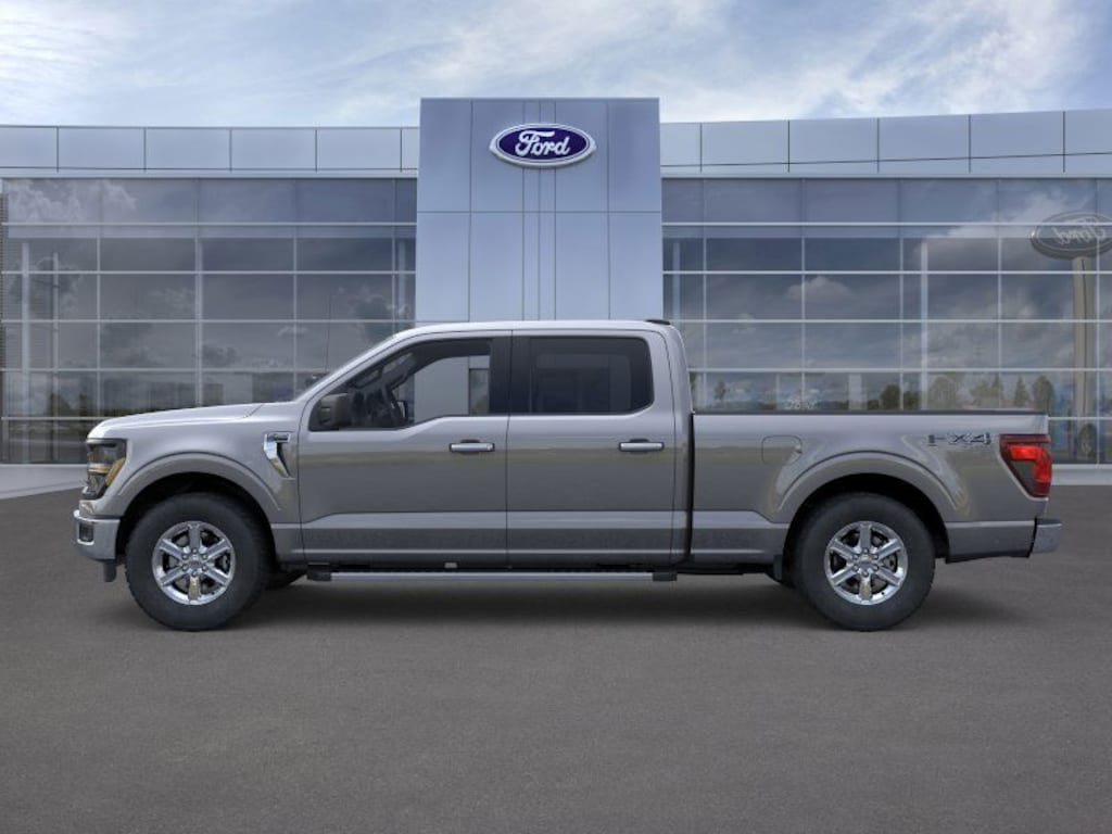 New 2025 Ford F-150 XLT Truck SuperCrew Cab