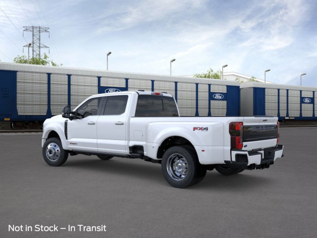 New 2026 Ford Super Duty F-450 DRW Platinum 4WD Crew Cab 8 Box 4WD Crew Cab 8 Box