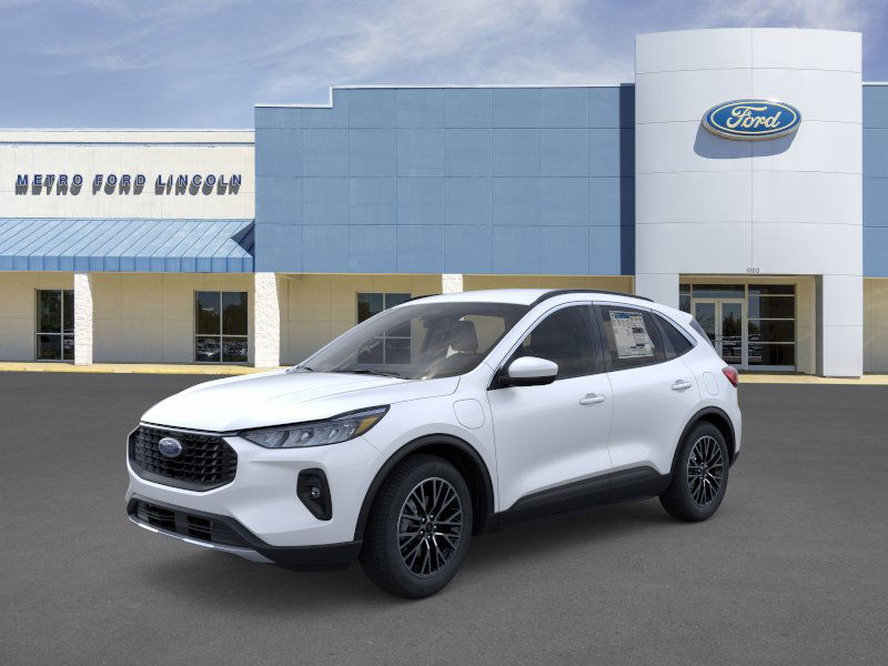 2025 Ford Escape PHEV's photo