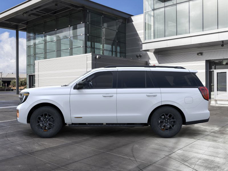 2025 Ford Expedition photo 3