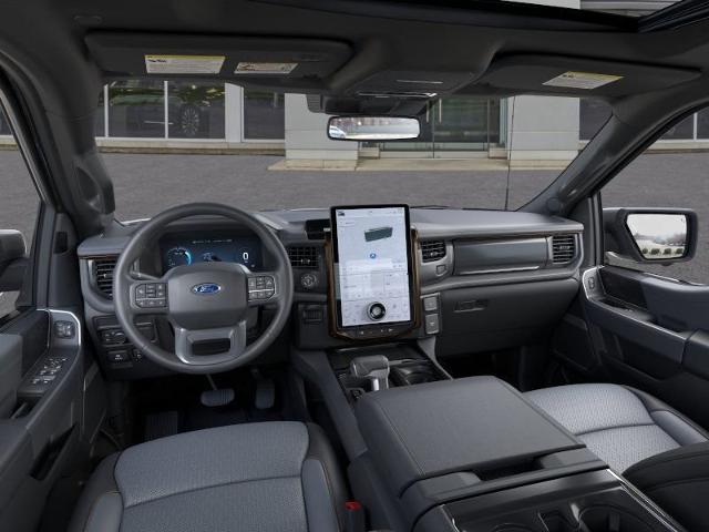 2025 Ford F-150 Lightning Lariat - Photo 31