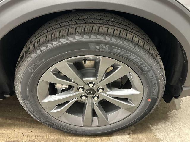 Thumbnail: 2025 Ford Explorer - 39