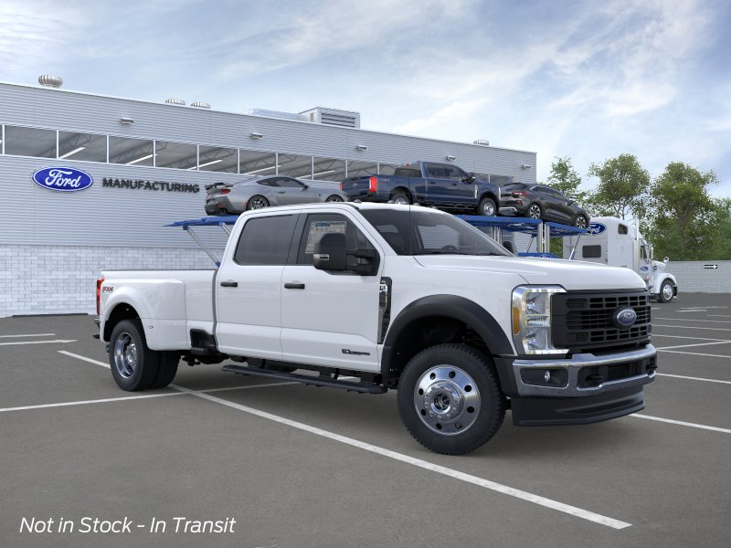 2026 Ford F-450 XL 4x4 Crew Cab 8' Box DRW's photo