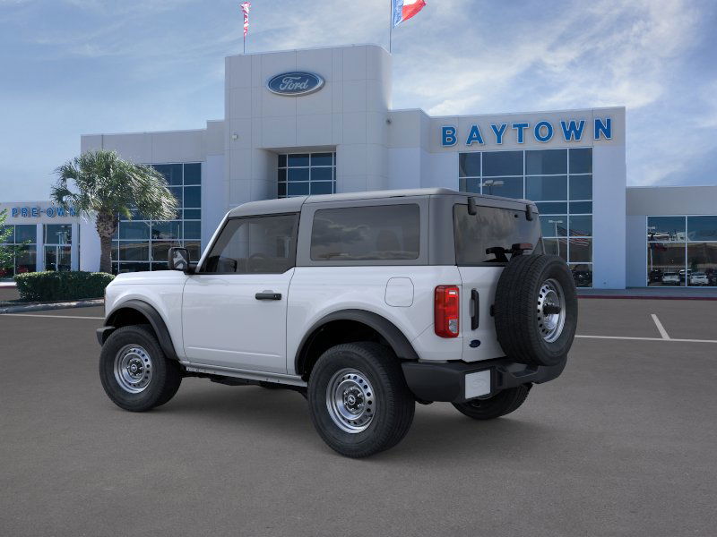2025 Ford Bronco Base photo 4