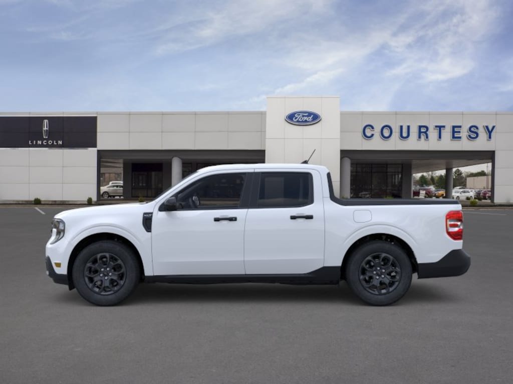 New 2026 Ford Maverick XLT Truck SuperCrew