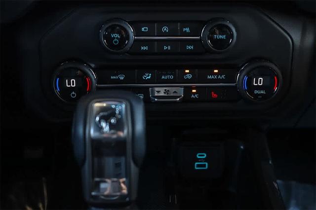 Thumbnail: 2025 Ford Bronco - 43