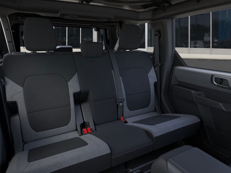 2025 Ford Bronco 4-Door Base - Photo 11