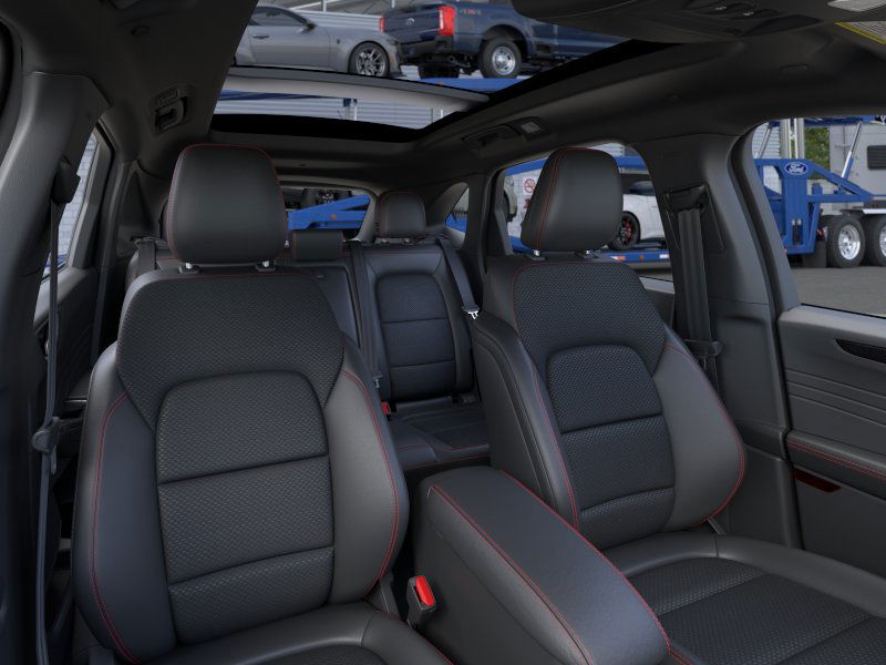 2025 Ford Escape ST-Line photo 13