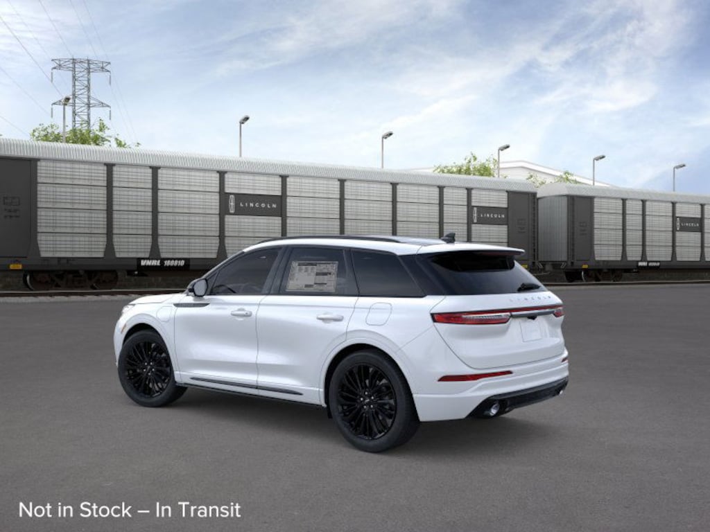 New 2026 Lincoln Corsair Plug-In Hybrid Grand Touring III SUV