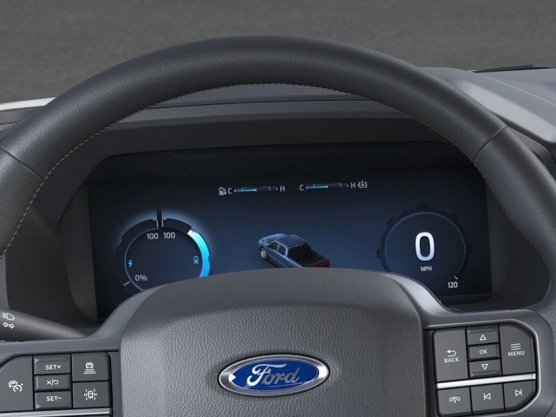 2025 Ford F-150 Lightning Lariat 13