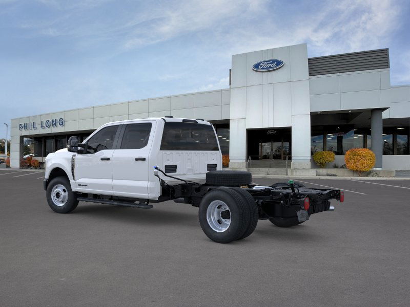 2026 Ford F-350 photo 4