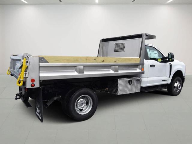 2023 Ford F-350 XL photo 4