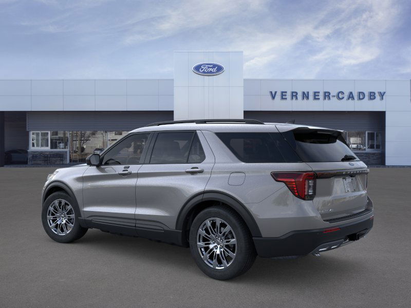 2026 Ford Explorer photo 3