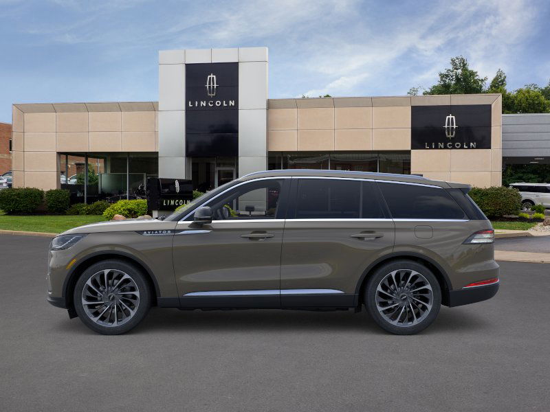 2025 Lincoln Aviator Reserve photo 3