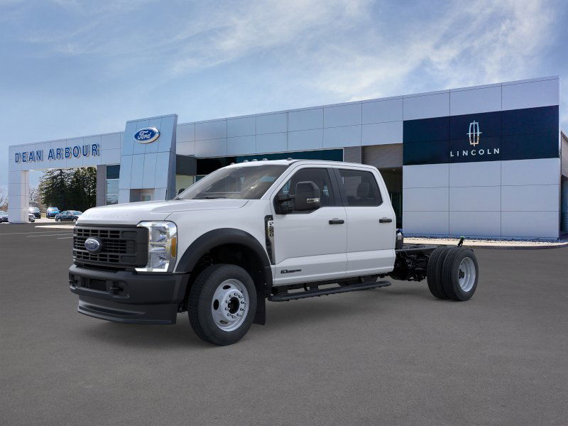 2026 Ford F-550 Super Duty Chassis Cab XL's photo