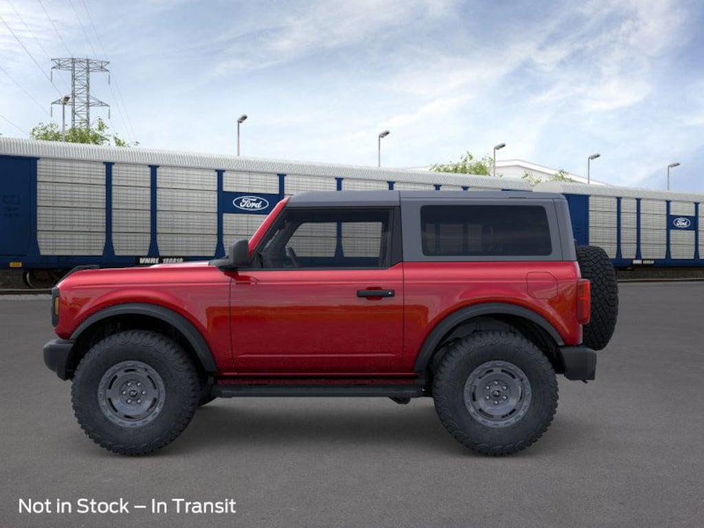 New 2025 Ford Bronco Base SUV