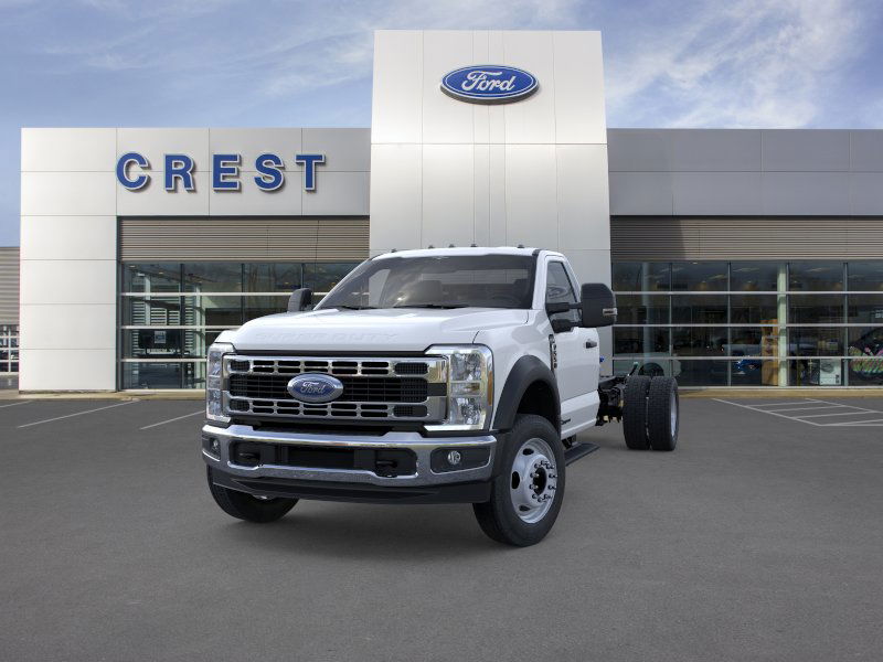 2026 Ford F-550 photo 2