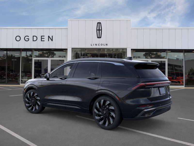 2025 Lincoln Nautilus Black Label photo 4