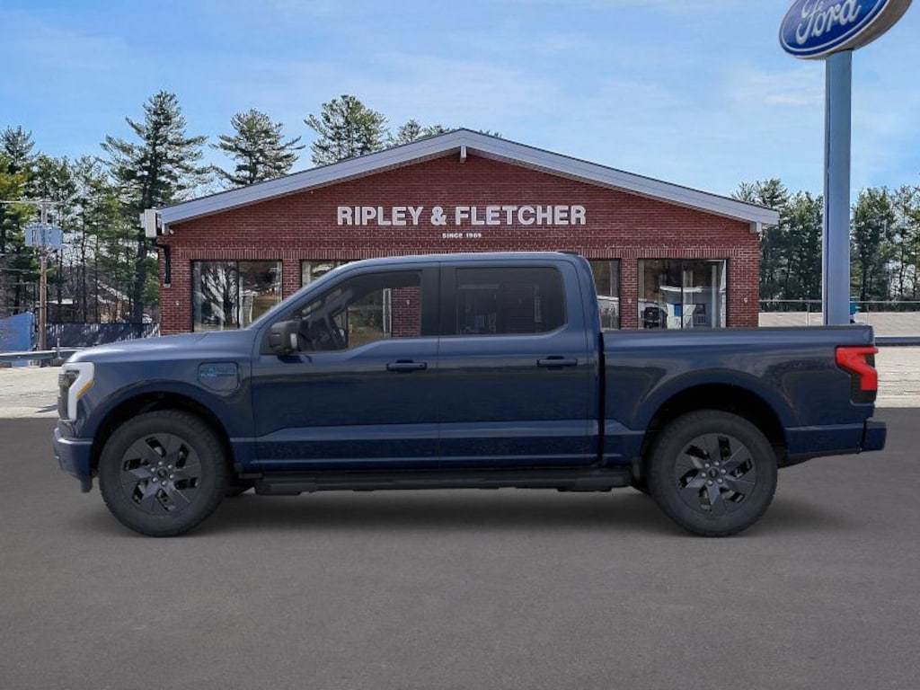 New 2025 Ford F-150 Lightning Flash Super Crew