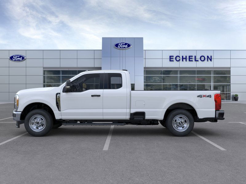 2025 Ford F-350 photo 3