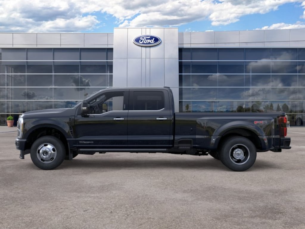 New 2026 Ford Super Duty F-350® Platinum® TRUCK