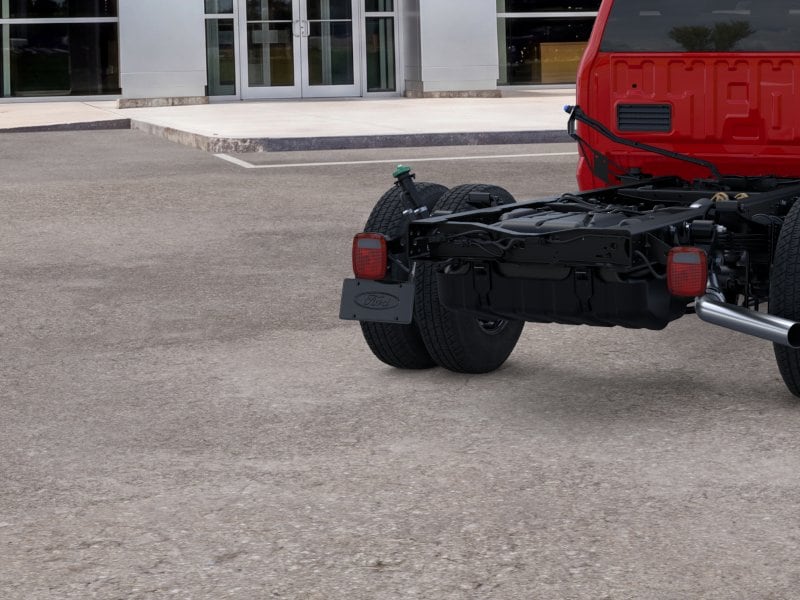 2026 Ford F-350 Super Duty Chassis Cab XL - Photo 43