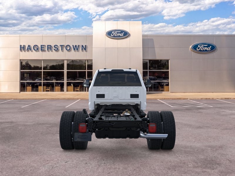 2026 Ford F-450 Super Duty Chassis Cab XL - Photo 5