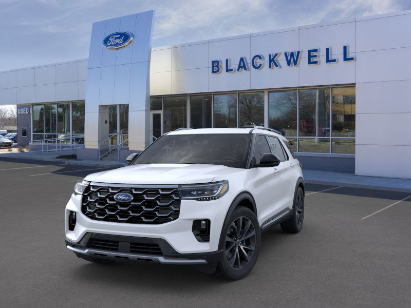 2025 Ford Explorer Platinum photo 2