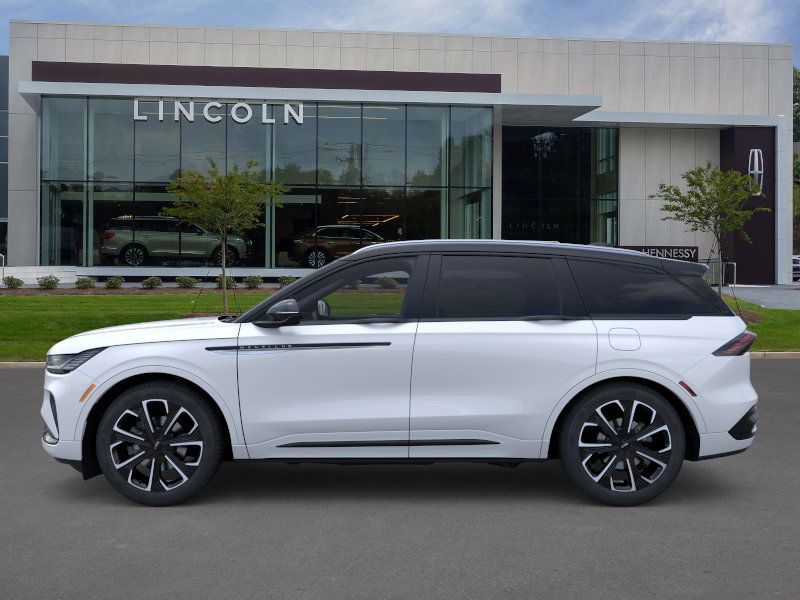 2026 Lincoln Nautilus Reserve photo 3