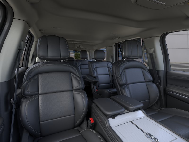 Thumbnail: 2026 Lincoln Navigator - 40