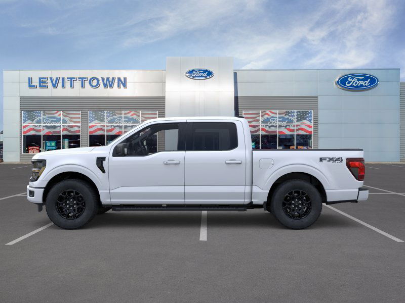 2025 Ford F-150 XLT photo 3